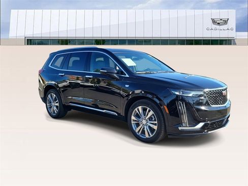 Certified 2023 Cadillac XT6 Premium Luxury image 2