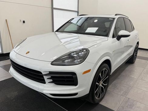 Used 2022 Porsche Cayenne E-Hybrid AWD/4WD image 1