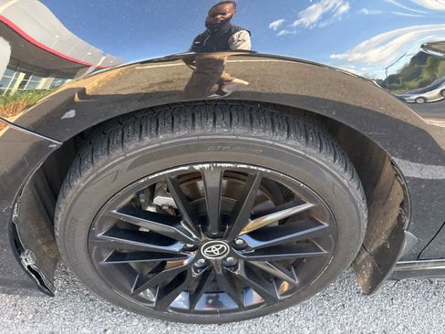 Used 2023 Toyota Camry XSE image 5