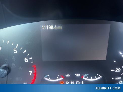 Certified 2021 Ford Escape SE w/ SE Sport Appearance Package image 28