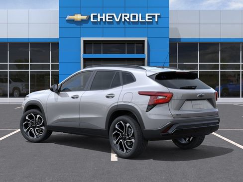 New 2026 Chevrolet Trax RS w/ Driver Confidence Package FWD image 3