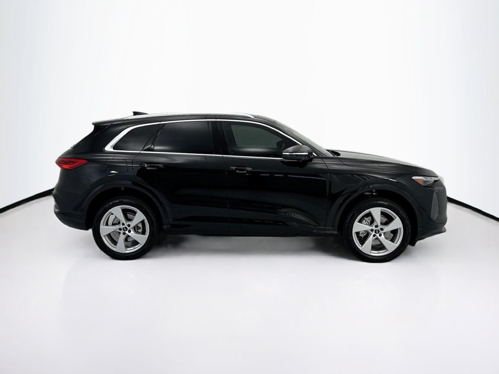 Used 2026 Audi Q5 Premium Plus AWD/4WD image 4