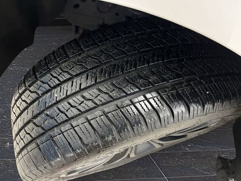 Used 2019 Ford Expedition Platinum image 43