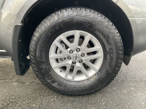 Used 2018 Nissan Frontier PRO-4X image 14