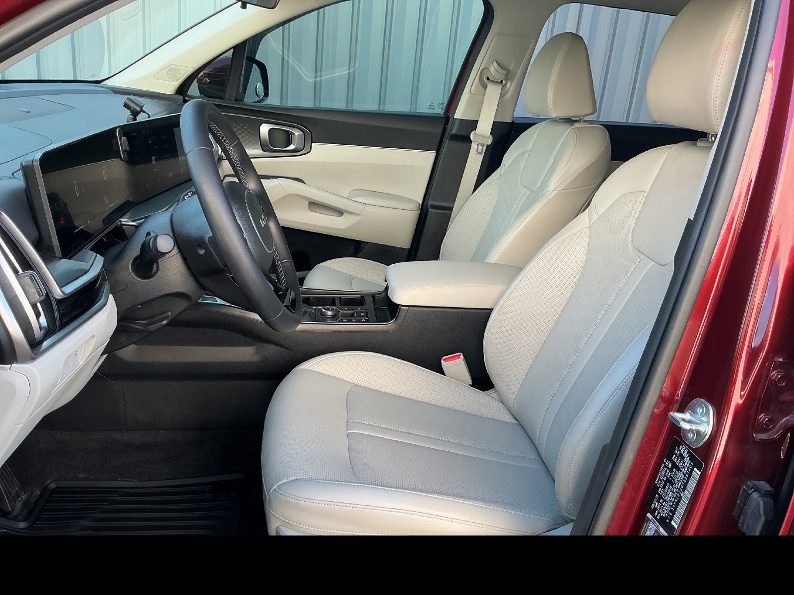 Used 2025 Kia Sorento S AWD/4WD image 10