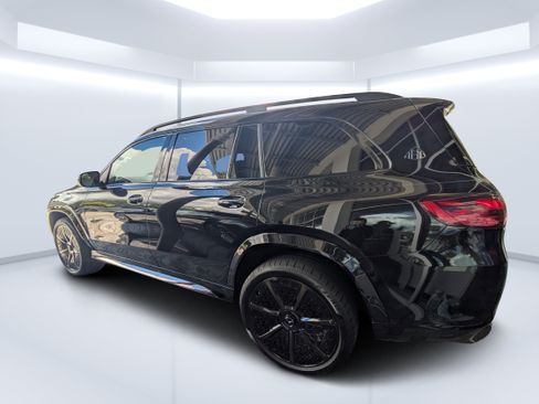 Used 2026 Mercedes-Benz Maybach GLS 600 4MATIC image 5