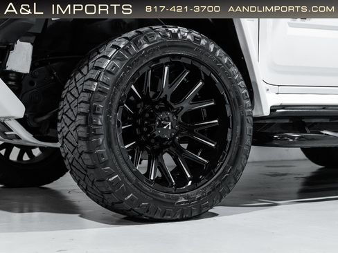 Used 2009 HUMMER H2 Luxury image 18