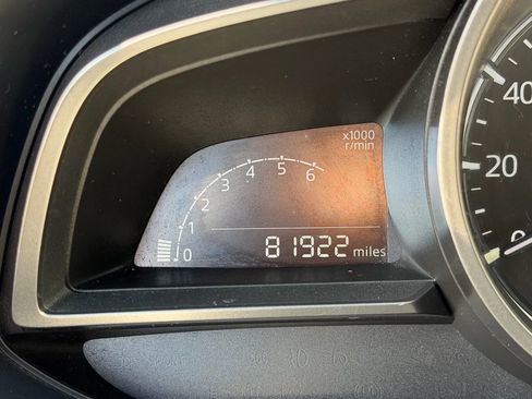 Used 2018 MAZDA MAZDA3 Sport image 5