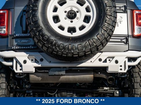 New 2025 Ford Bronco Heritage Edition AWD/4WD image 30