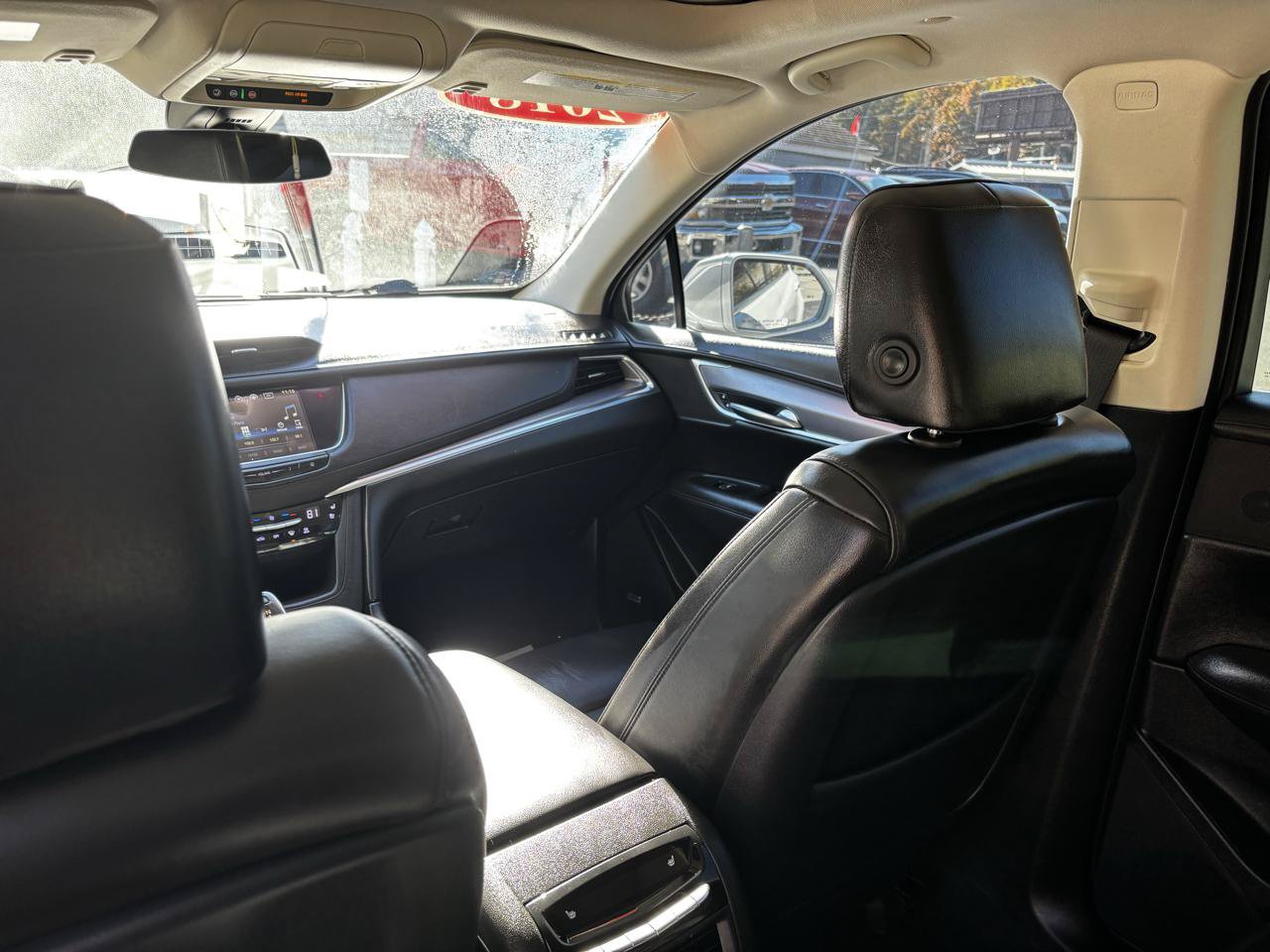 Used 2018 Cadillac XT5 Premium Luxury AWD/4WD image 21
