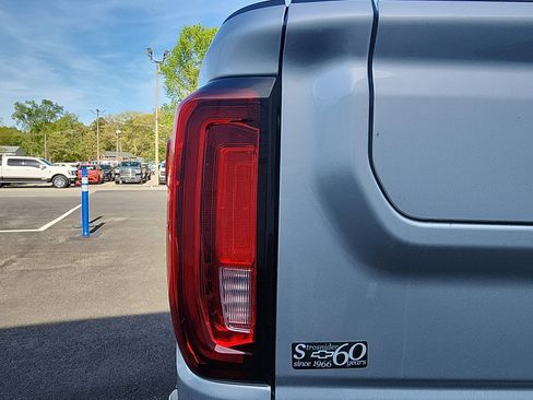 Used 2022 GMC Sierra 2500 Denali AWD/4WD image 13