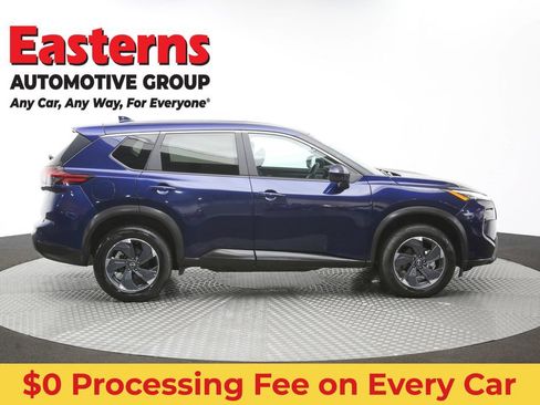 Used 2024 Nissan Rogue SV AWD/4WD image 44