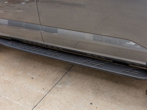 Used 2025 Ford F150 Raptor AWD/4WD image 13