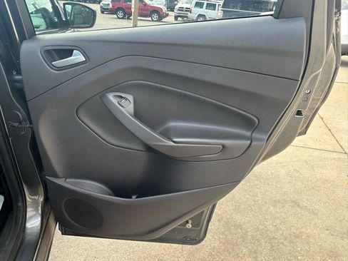 Used 2016 Ford Escape SE AWD/4WD image 15