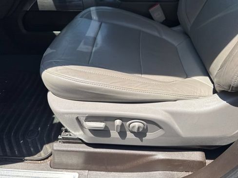 Used 2020 Chevrolet Silverado 1500 LTZ w/ LTZ Plus Package AWD/4WD image 12