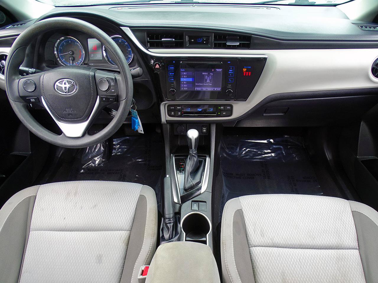 Used 2019 Toyota Corolla LE FWD image 24