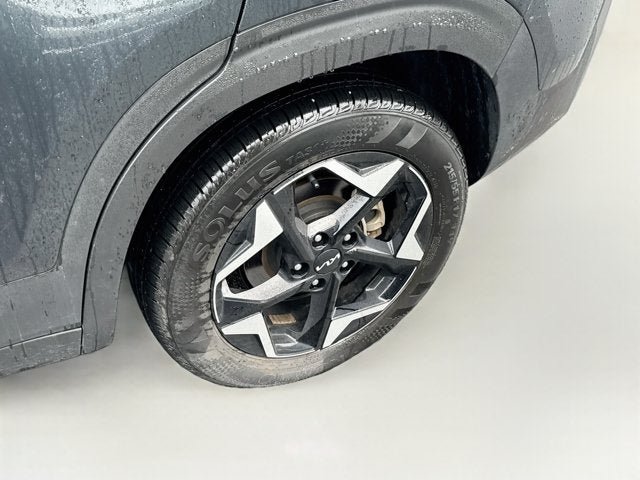 Certified 2024 Kia Seltos EX AWD/4WD image 29