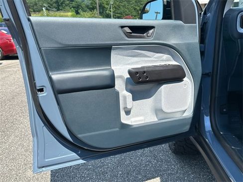 New 2025 Ford Maverick XLT w/ XLT Luxury Package image 10