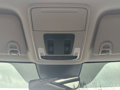 Used 2025 Honda Pilot Elite image 28