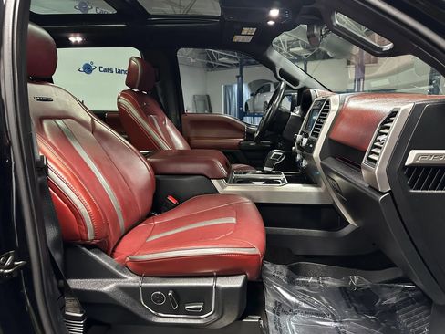 Used 2018 Ford F150 Platinum w/ Equipment Group 701A Luxury AWD/4WD image 23