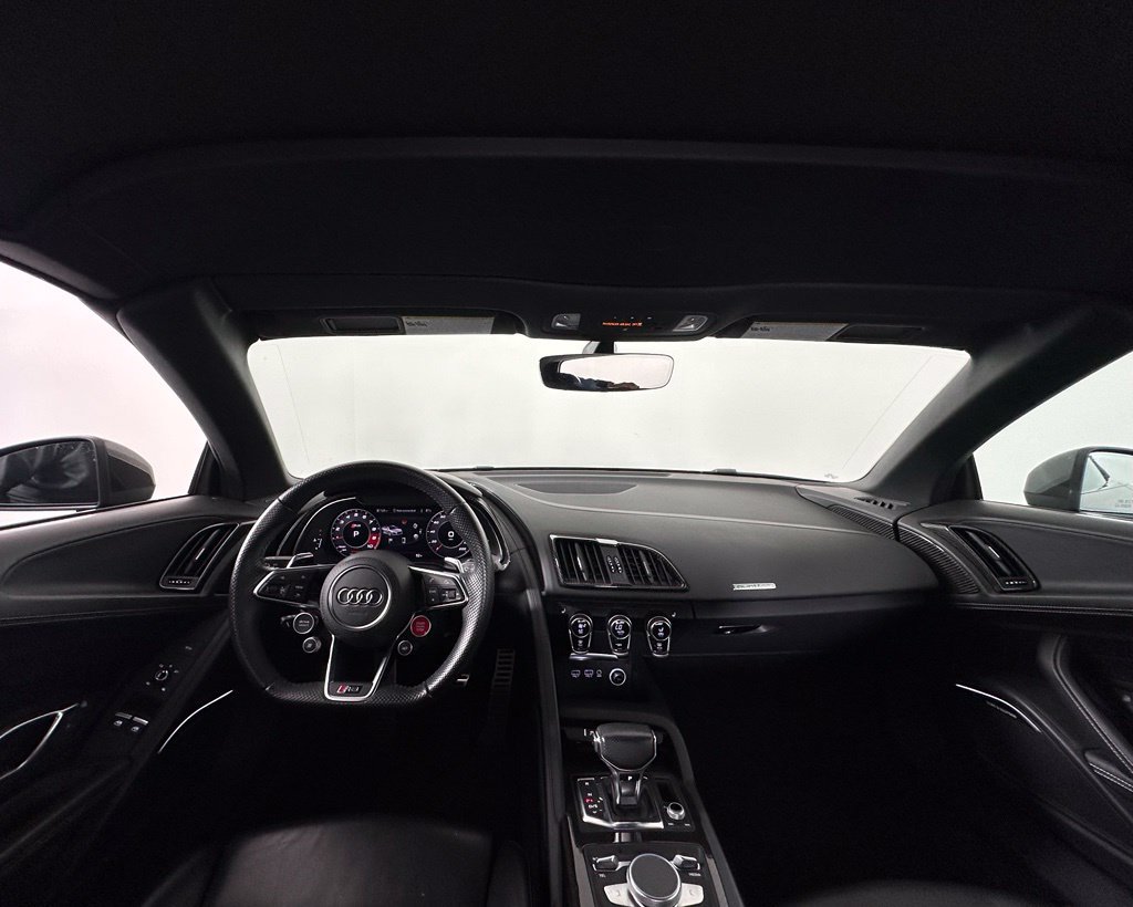 Used 2018 Audi R8 V10 plus AWD/4WD image 6