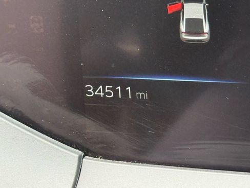 Used 2025 Toyota Prius LE FWD image 20
