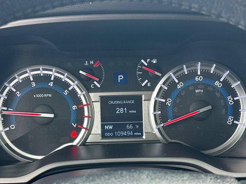 Used 2018 Toyota 4Runner SR5 Premium AWD/4WD image 24