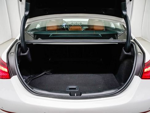 Used 2025 Mercedes-Benz C 300 Sedan image 27