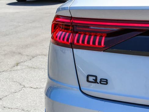 Used 2021 Audi Q8 Premium Plus w/ Premium Plus Package AWD/4WD image 11
