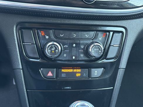 Used 2017 Buick Encore Essence image 7