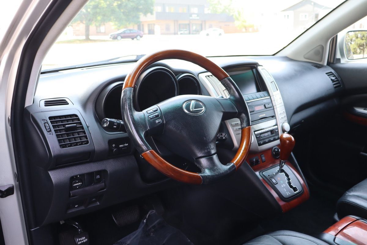 Used 2004 Lexus RX 330 AWD w/ Premium Plus Pkg image 15