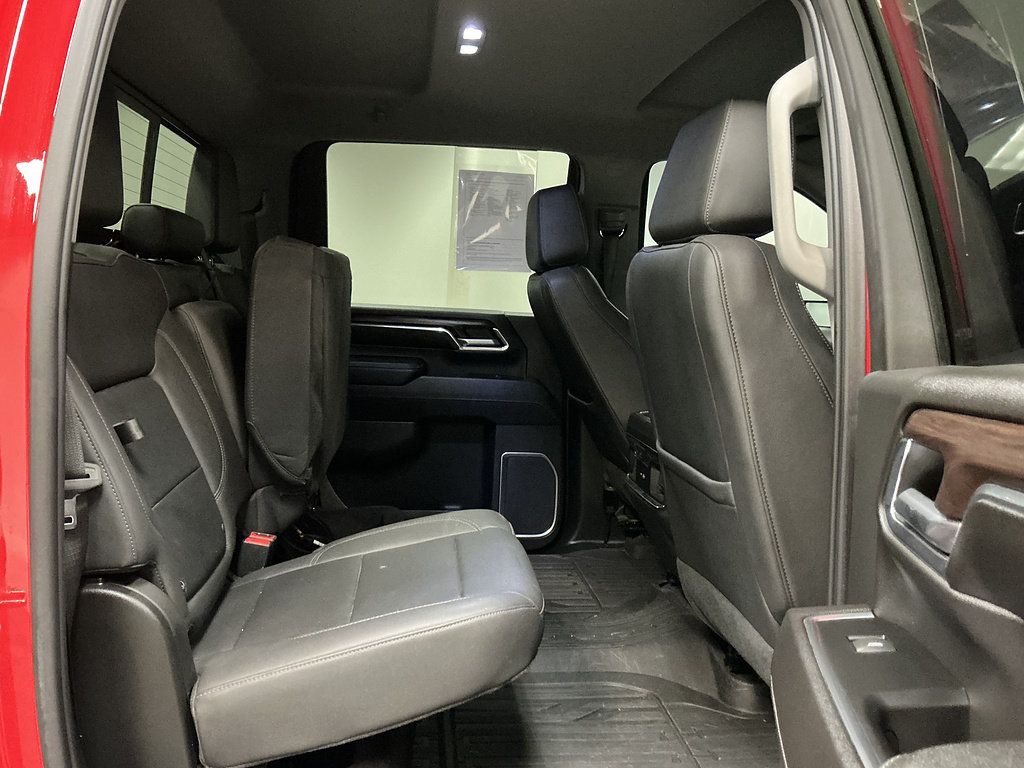 Used 2024 GMC Sierra 2500 SLT w/ SLT Premium Package AWD/4WD image 31