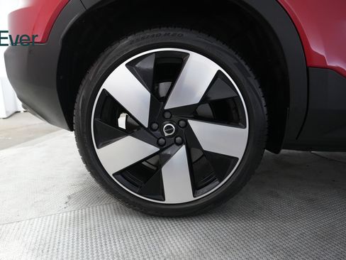 Used 2023 Volvo C40 P8 Recharge Ultimate AWD/4WD image 22