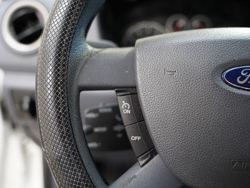 Used 2012 Ford Transit Connect XLT image 16