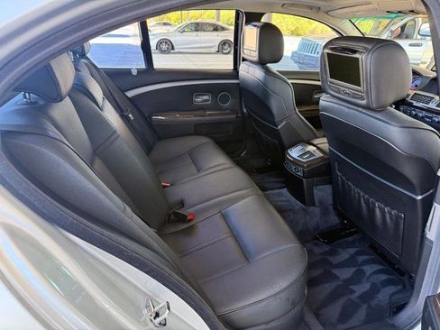 Used 2008 BMW 750i RWD image 21