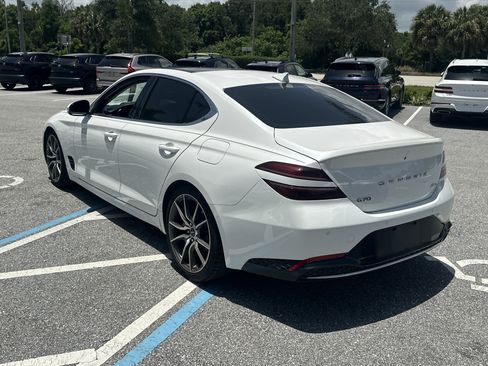 Certified 2022 Genesis G70 2.0T w/ Prestige Package RWD image 9