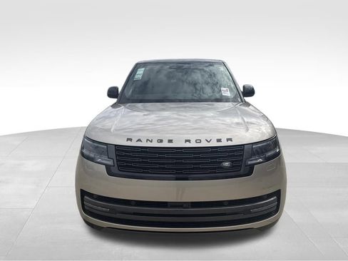 New 2026 Land Rover Range Rover Long Wheelbase SE AWD/4WD image 4