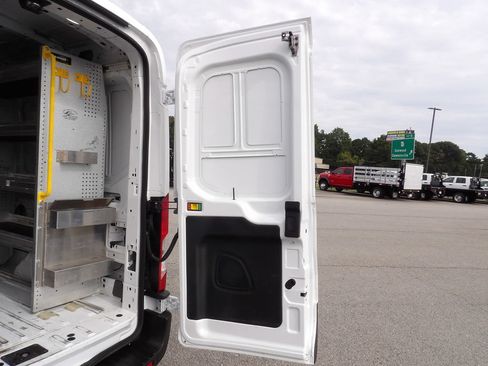 Used 2020 Ford Transit 250 Medium Roof AWD image 44
