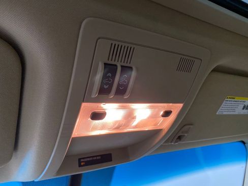 Used 2013 Chevrolet Tahoe LT image 25