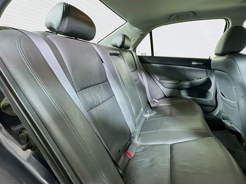 Used 2004 Honda Accord EX image 27