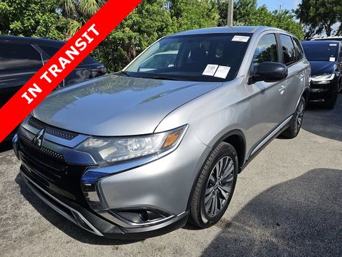 Used 2019 Mitsubishi Outlander ES FWD image 1