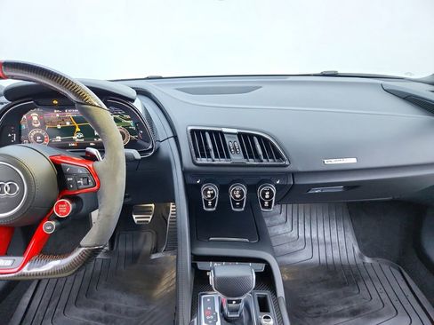 Used 2018 Audi R8 V10 plus image 29