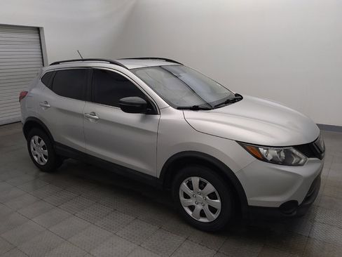 Used 2019 Nissan Rogue Sport SV FWD image 11