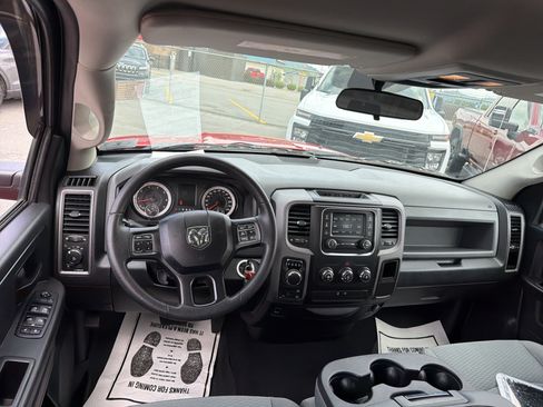 Used 2017 RAM 1500 Express w/ Express Value Package AWD/4WD image 14