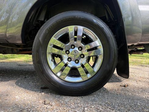 Used 2012 Toyota Tacoma PreRunner w/ SR5 Pkg image 9