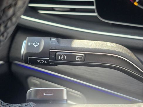 New 2026 Mercedes-Benz GLS 450 4MATIC image 41