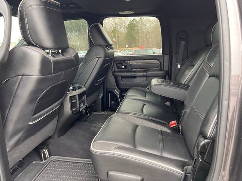 Used 2025 RAM 3500 Limited image 7