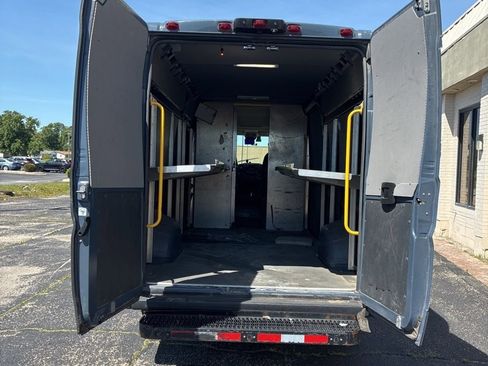 Used 2020 RAM ProMaster 3500 FWD image 11