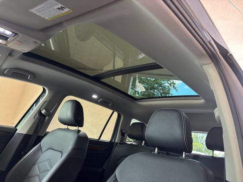 Used 2026 Volkswagen Atlas SE FWD image 24