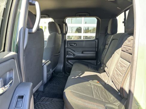 Used 2023 Nissan Frontier PRO-4X w/ Pro Convenience Package image 8